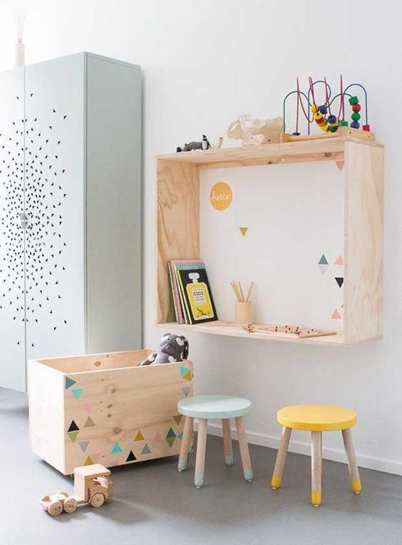 fabriquer bureau mural enfant