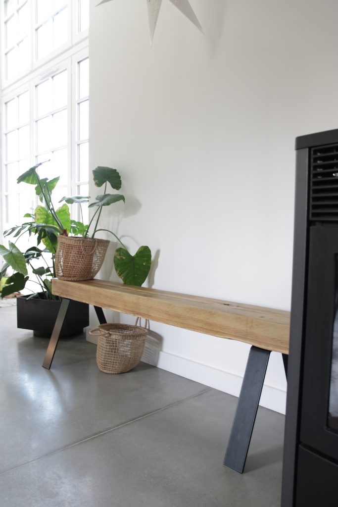 DIY fabriquer un banc style industriel pieds Ripaton