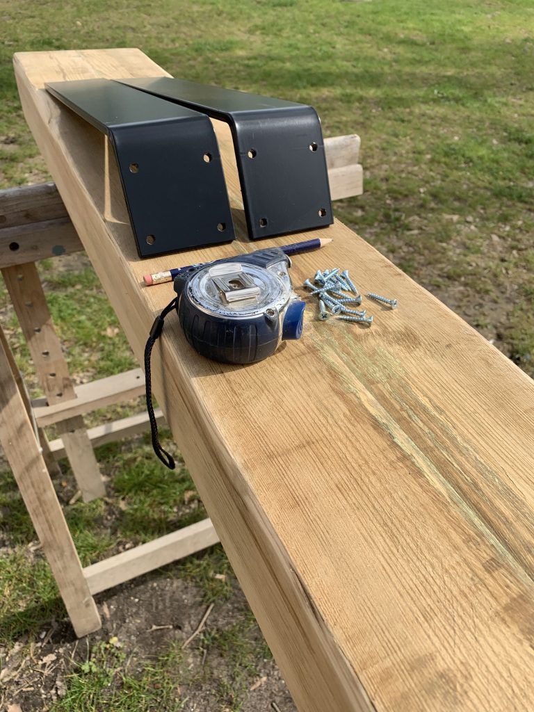 Tuto fabriquer un banc industriel avec pieds Ripaton