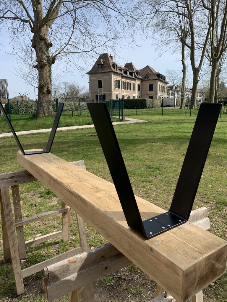 Tuto fabriquer un banc industriel avec pieds métalliques