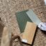 planche ambiance salon vert bois