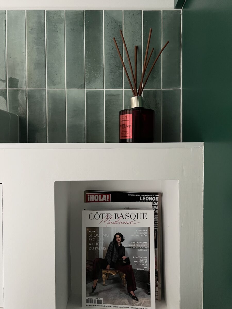 aménager wc suspendu avec lave main et rangement